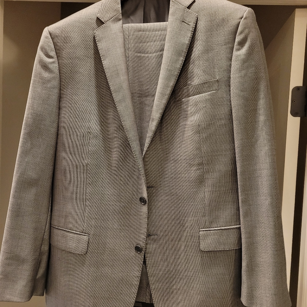 Men's Calvin Klein suit set